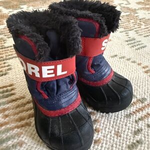 Sorel Kids' Black and Red Snow Boots size 6
